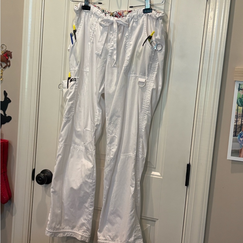 KOI Women’s L scrub pants